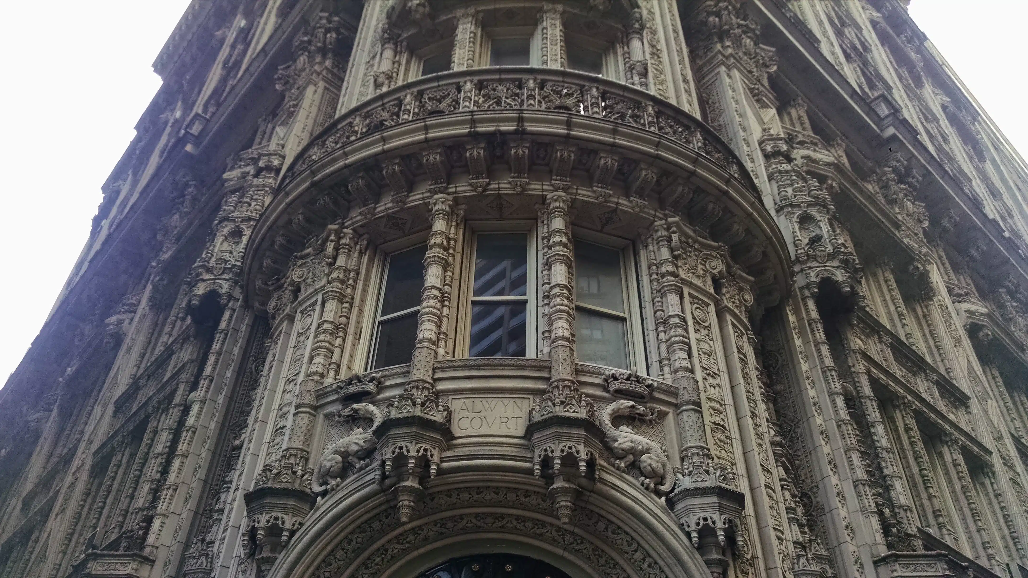 Alwyn Court – Salamanders on 7th Avenue